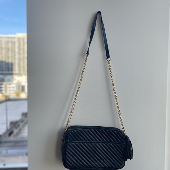 SOLD Saks Fifth Avenue Leather Handbag - Picture 11 of 16